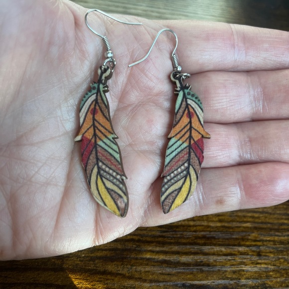 BOGO Multicolor Wood Feather 2" Earrings - Picture 9 of 9
